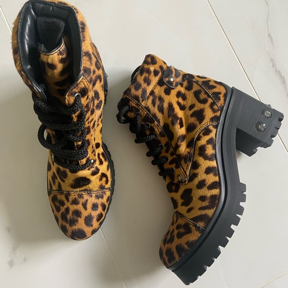 Miu miu Pony style calfskin ankle boot - Picture 7 of 8